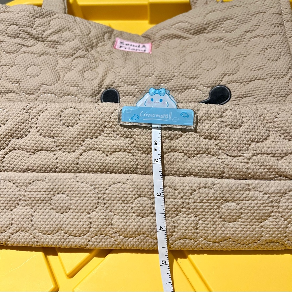 Kuromi KuKu Tan stitch Quilted Tote Bag - Picture 5 of 8